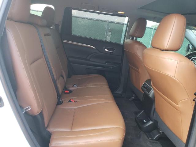 Photo 11 from auction – 2018 TOYOTA HIGHLANDER with VIN 5TDYZRFH9JS266464