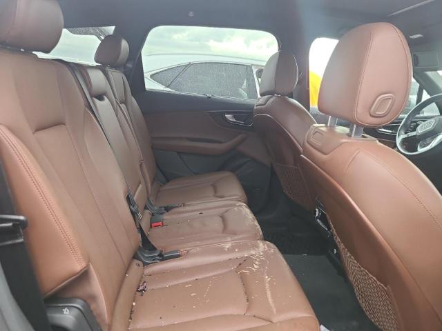 Photo 11 from auction – 2019 AUDI Q7 PREMIUM with VIN WA1LAAF72KD007879