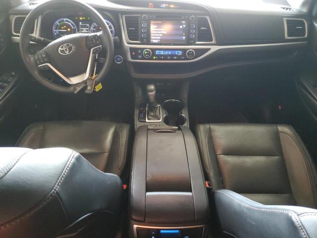 Photo 8 from auction – 2019 TOYOTA HIGHLANDER with VIN 5TDDGRFH4KS060054