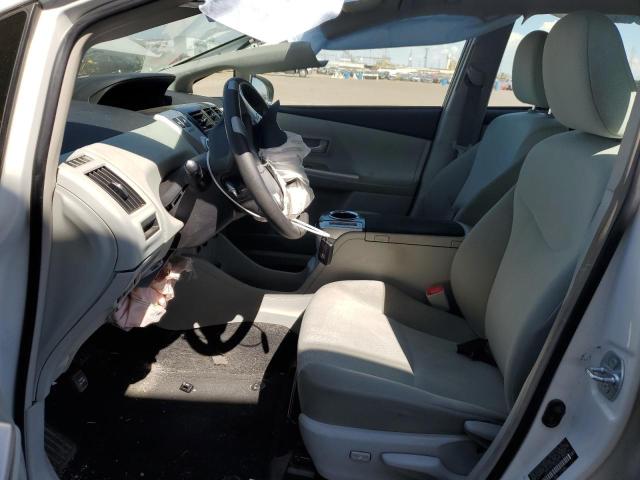Photo 7 from auction – 2014 TOYOTA PRIUS V with VIN JTDZN3EU3EJ006530