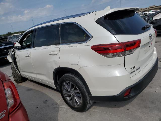 Photo 2 from auction – 2017 TOYOTA HIGHLANDER with VIN 5TDKZRFH8HS223492