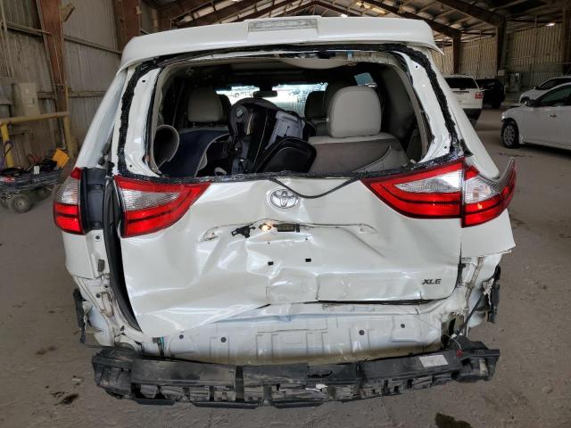 Photo 6 from auction – 2018 TOYOTA SIENNA XLE with VIN 5TDYZ3DC7JS927073