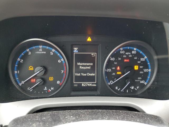 Photo 9 from auction – 2018 TOYOTA RAV4 LE with VIN 2T3BFREV7JW773836