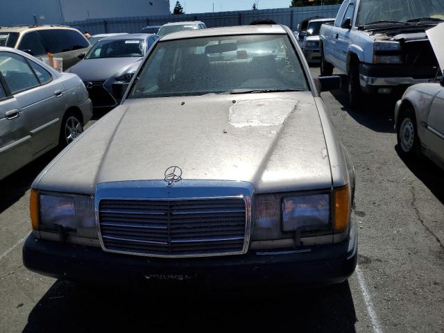 Photo 5 from auction – 1987 MERCEDES-BENZ 300 E with VIN WDBEA30D7HA445878