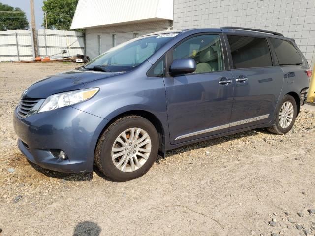 TOYOTA SIENNA XLE 2015 with VIN 5TDYK3DC2FS648545 - Photo from auction