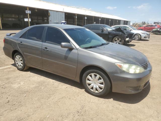 Photo 4 from auction – 2005 TOYOTA CAMRY LE with VIN 4T1BE30K75U947576