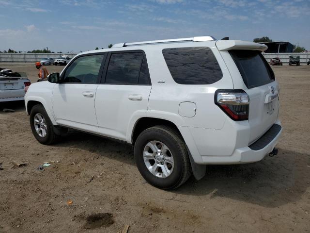 Photo 2 from auction – 2016 TOYOTA 4RUNNER SR with VIN JTEZU5JR1G5145868