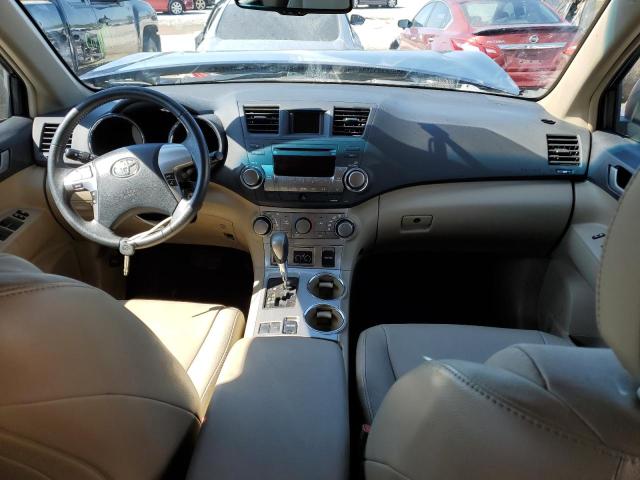 Photo 8 from auction – 2011 TOYOTA HIGHLANDER with VIN 5TDZK3EH3BS045466