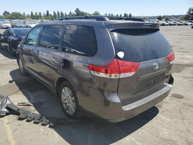 Photo 2 from auction – 2013 TOYOTA SIENNA LE with VIN 5TDJK3DC3DS052567
