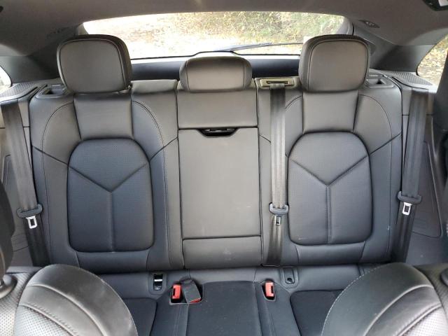 Photo 10 from auction – 2018 PORSCHE MACAN with VIN WP1AA2A59JLB25648