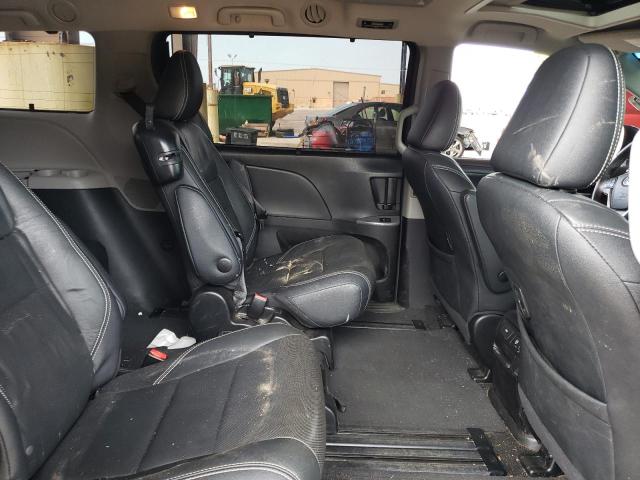 Photo 11 from auction – 2017 TOYOTA SIENNA SE with VIN 5TDXZ3DC3HS779722