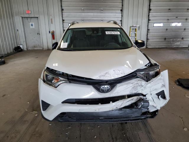 Photo 5 from auction – 2017 TOYOTA RAV4 with VIN JTMZFREV0HJ150128