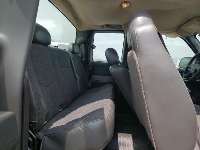 Photo 11 from auction – 2006 CHEVROLET SILVERADO with VIN 1GCEC19X96Z270688