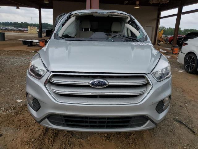 Photo 5 from auction – 2017 FORD ESCAPE SE with VIN 1FMCU0GD0HUA02633