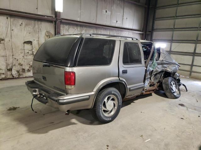 Photo 3 from auction – 1998 CHEVROLET BLAZER with VIN 1GNDT13W7W2233053