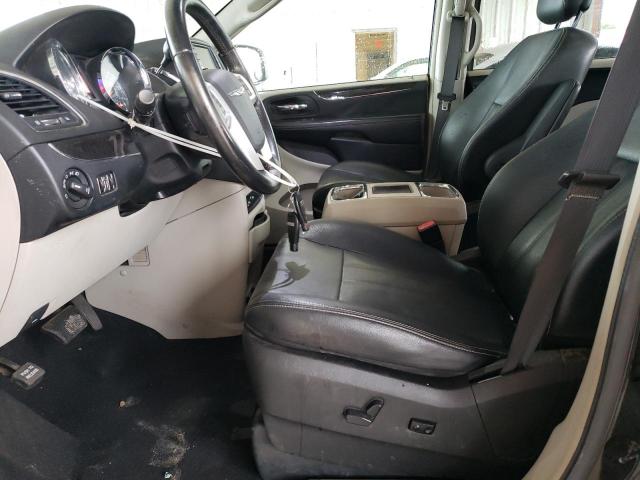 Photo 7 from auction – 2016 CHRYSLER TOWN & COU with VIN 2C4RC1BGXGR148574