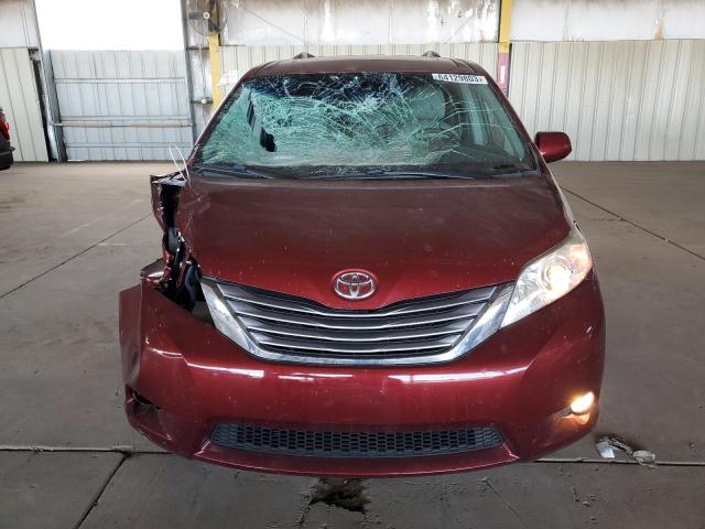 Photo 5 from auction – 2017 TOYOTA SIENNA XLE with VIN 5TDYZ3DC2HS886880