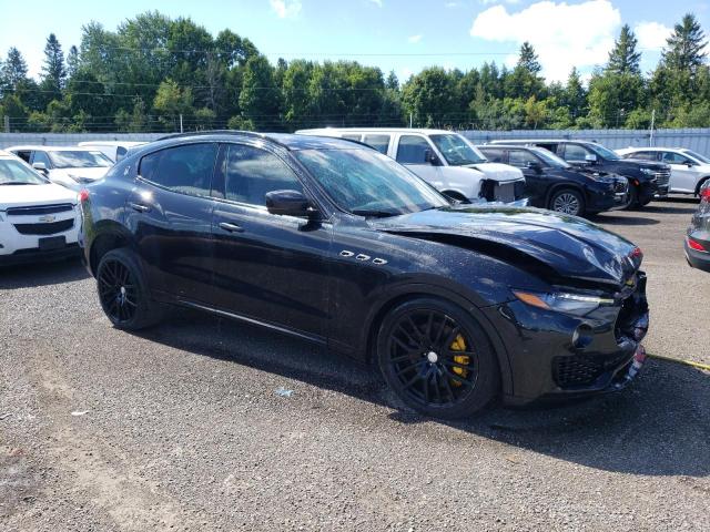 Photo 4 from auction – 2017 MASERATI LEVANTE S with VIN ZN661YUL3HX220194