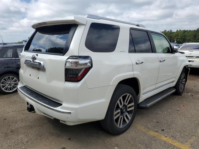 Photo 3 from auction – 2018 TOYOTA 4RUNNER SR with VIN JTEBU5JR9J5561899
