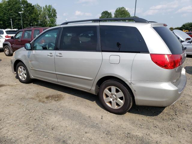 Photo 2 from auction – 2010 TOYOTA SIENNA CE with VIN 5TDKK4CC4AS312644