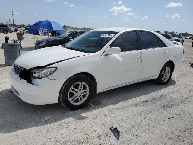 TOYOTA CAMRY LE 2005 with VIN 4T1BE32K95U424654 - Photo from auction