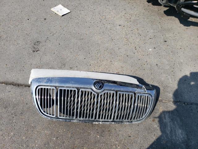 Photo 12 from auction – 2002 MERCURY GRAND MARQ with VIN 2MEFM74W82X616800