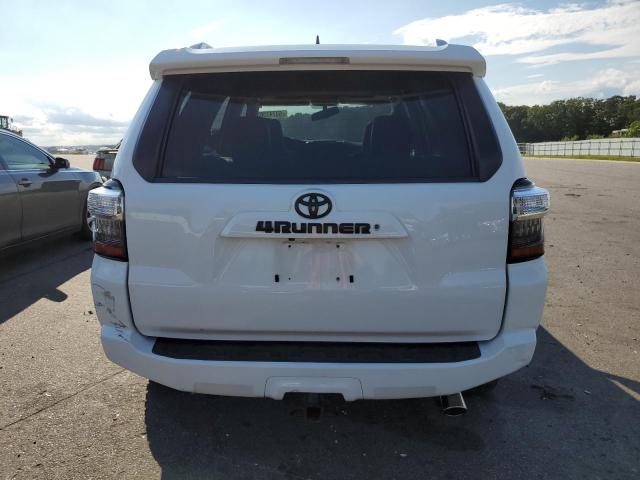 Photo 6 from auction – 2018 TOYOTA 4RUNNER SR with VIN JTEBU5JR9J5492700