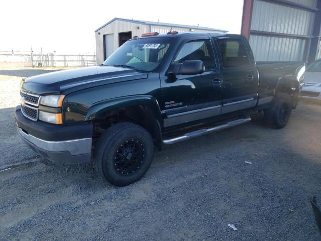 CHEVROLET SILVERADO 2005 with VIN 1GCHK23245F922717 - Photo from auction