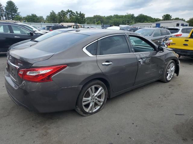 Photo 3 from auction – 2017 NISSAN ALTIMA 3.5 with VIN 1N4BL3AP9HC122594