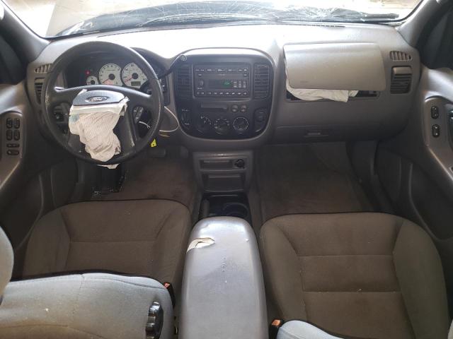 Photo 8 from auction – 2002 FORD ESCAPE XLT with VIN 1FMYU04182KD52174