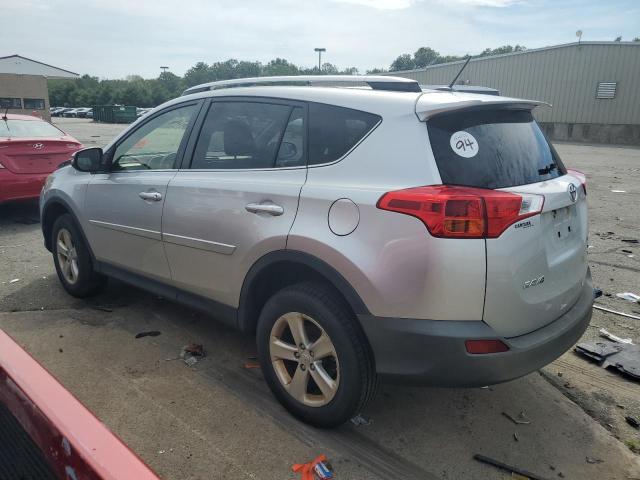 Photo 2 from auction – 2014 TOYOTA RAV4 XLE with VIN JTMRFREV6EJ010838