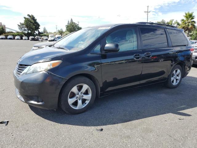 TOYOTA SIENNA LE 2011 with VIN 5TDKK3DC2BS133951 - Photo from auction
