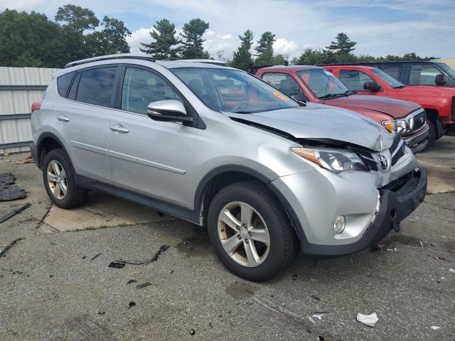 Photo 4 from auction – 2014 TOYOTA RAV4 XLE with VIN JTMRFREV6EJ010838