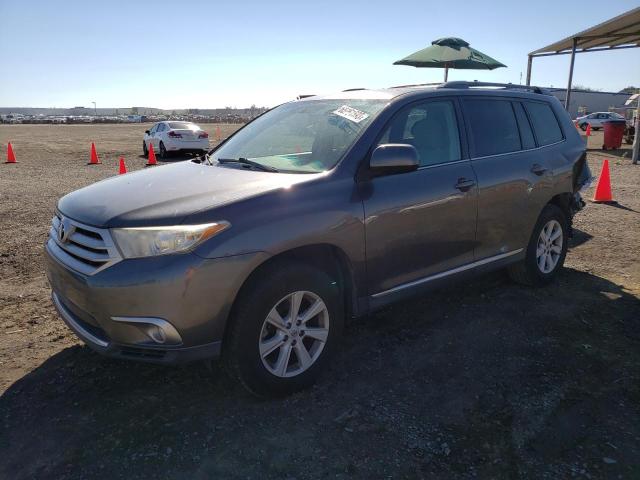 TOYOTA HIGHLANDER 2013 with VIN 5TDBK3EHXDS272707 - Photo from auction