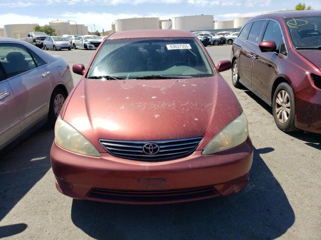 Photo 5 from auction – 2005 TOYOTA CAMRY LE with VIN 4T1BE30K45U054944