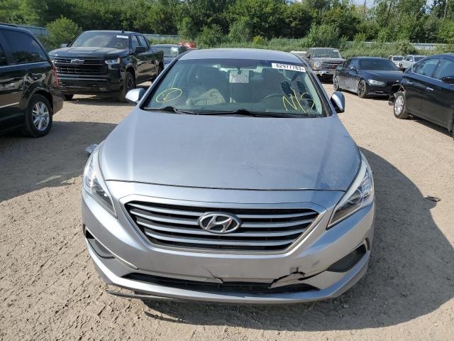 Photo 5 from auction – 2017 HYUNDAI SONATA SE with VIN 5NPE24AF6HH463768