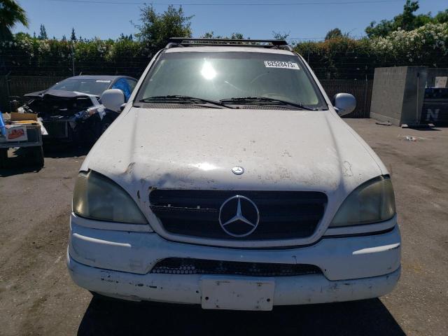 Photo 5 from auction – 2000 MERCEDES-BENZ ML 320 with VIN 4JGAB54E7YA162209
