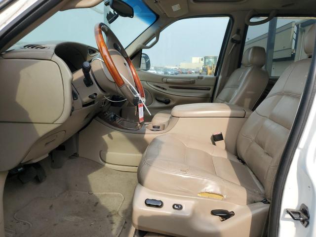 Photo 7 from auction – 2002 LINCOLN NAVIGATOR with VIN 5LMFU28RX2LJ18628