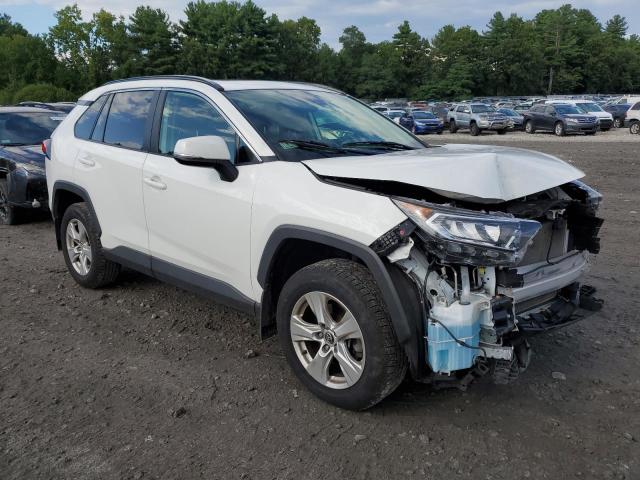 Photo 4 from auction – 2019 TOYOTA RAV4 XLE with VIN JTMP1RFV1KD014987