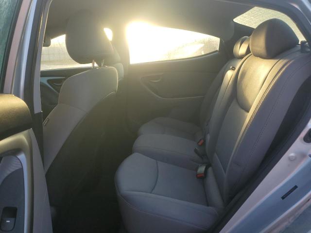 Photo 10 from auction – 2012 HYUNDAI ELANTRA GL with VIN 5NPDH4AE9CH109737