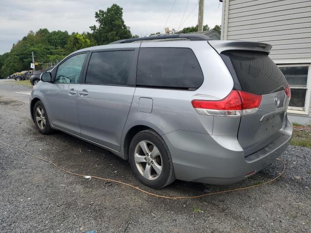 Photo 2 from auction – 2011 TOYOTA SIENNA LE with VIN 5TDKK3DC8BS008369
