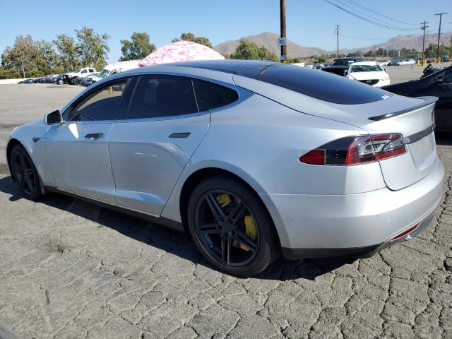 Photo 2 from auction – 2015 TESLA MODEL S 85 with VIN 5YJSA1H19FFP77487