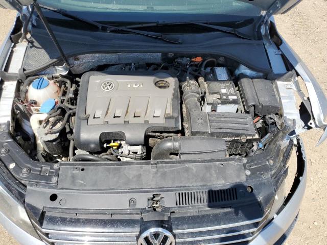 Photo 11 from auction – 2014 VOLKSWAGEN PASSAT SEL with VIN 1VWCN7A34EC046823