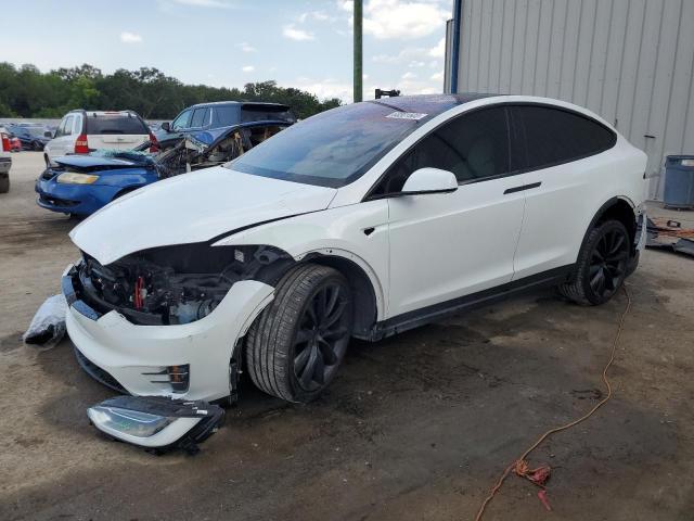 TESLA MODEL X 2016 with VIN 5YJXCBE29GF013319 - Photo from auction