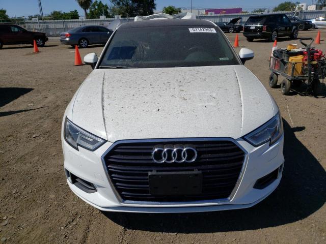 Снимка 5 от търг – 2018 AUDI A3 PREMIUM с VIN WAUAUGFF0J1033571