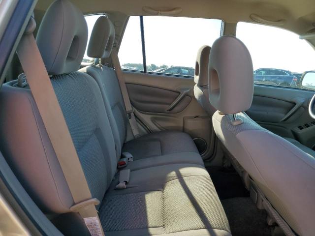Photo 10 from auction – 2004 TOYOTA RAV4 with VIN JTEGD20V940040881