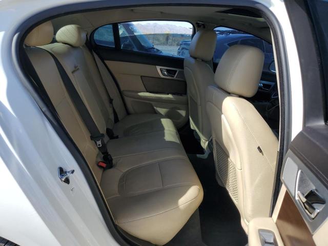 Photo 10 from auction – 2015 JAGUAR XF 2.0T PR with VIN SAJWA0FS6FPU56571