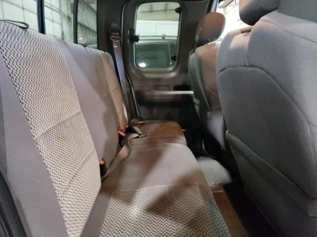 Photo 10 from auction – 2003 FORD F150 with VIN 1FTRX17W03KB18738