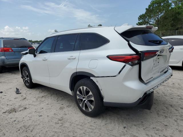 Photo 2 from auction – 2022 TOYOTA HIGHLANDER with VIN 5TDGARAH6NS510104