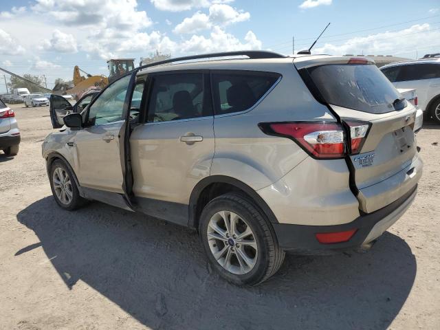 Photo 2 from auction – 2018 FORD ESCAPE SE with VIN 1FMCU9GD7JUA77579